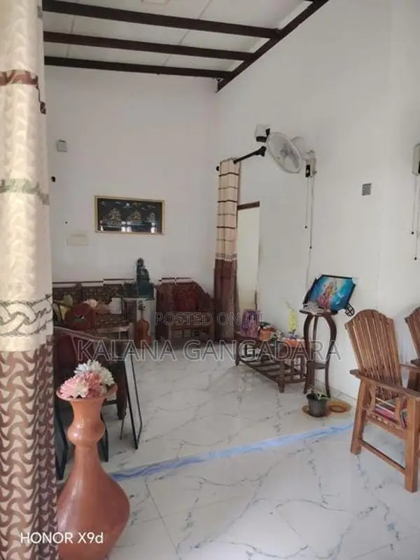 House for Sale Athurugiriya
