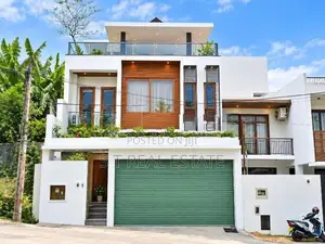 Modern Designed Luxury Three Story House For Sale In Battaramulla