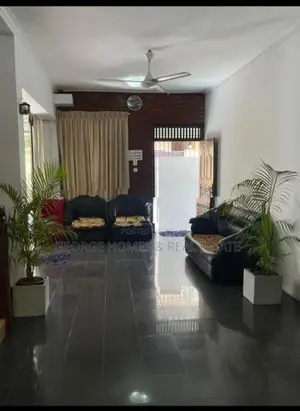 6 Bedroom apartment for rent at Colombo 4