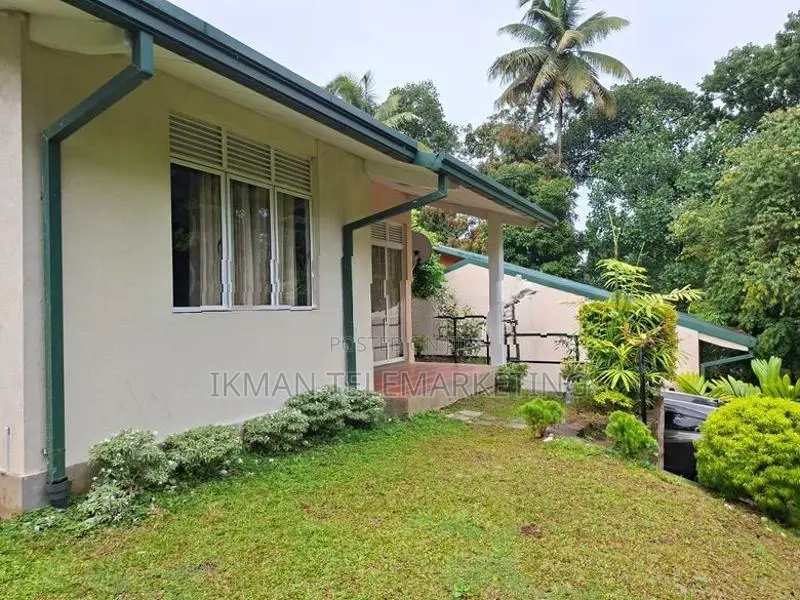 Villa for Rent in Victoria Range, Digana