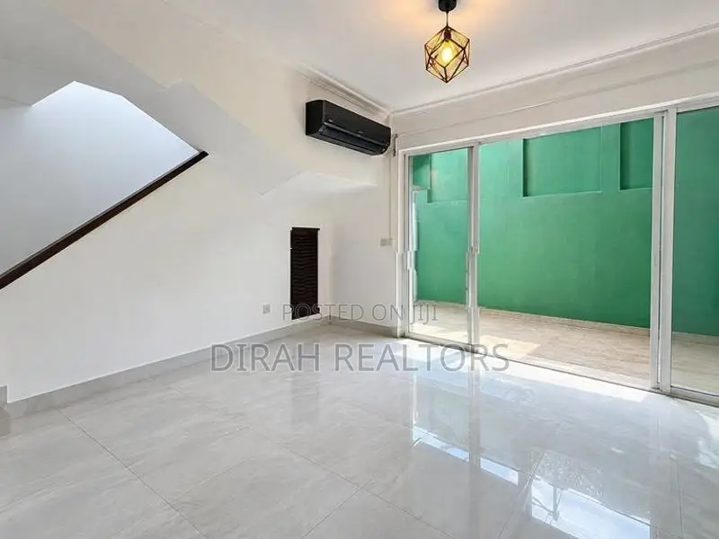 4BR House for Rent | Colombo 07 (ZR-0031)