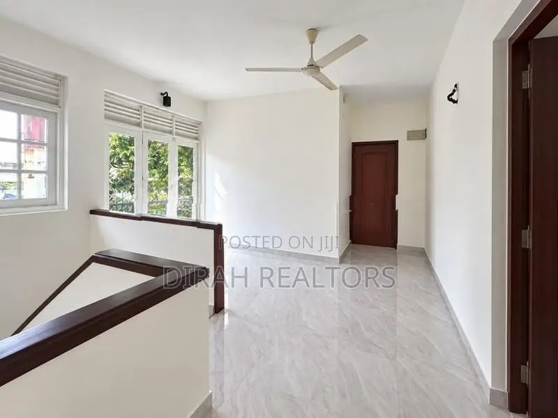 4BR House for Rent | Colombo 07 (ZR-0031)