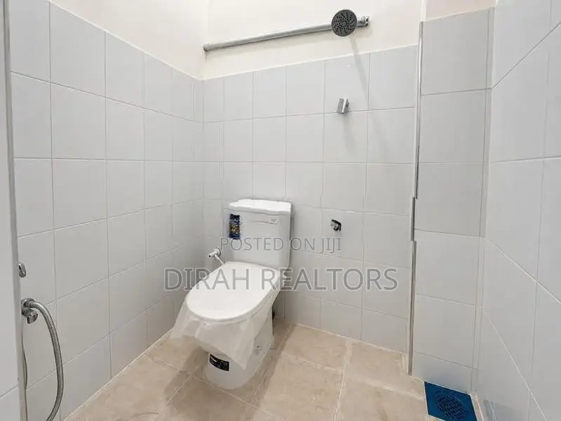 Main Road-Facing Shop for Rent | Colombo 10 (ZR-0032)
