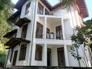 House For Sale in Hanthana