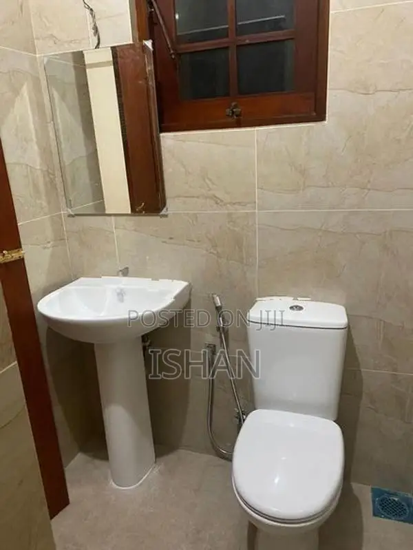 Upstairs Annex For Rent In Boralesgamuwa