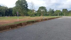 හෝමාගම තලගල පදිංචියට ඉඩම්