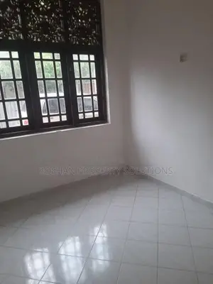 Glound floor house for rent in mount lavinia