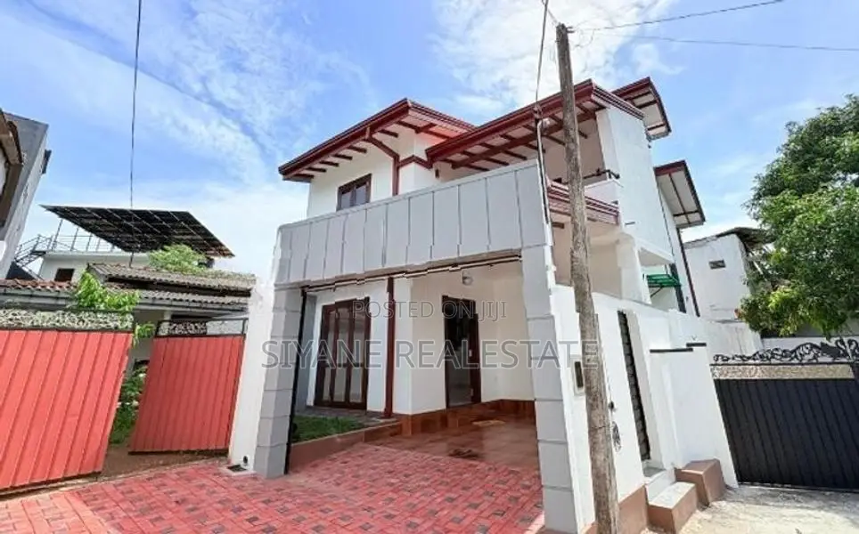 Brand New Beautiful Modern House for Sale in Kesbewa, Piliyandala