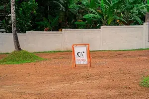 Prime Land Plots for Sale Near Hemas Hospital (තලවතුගොඩ නගරයෙන්)