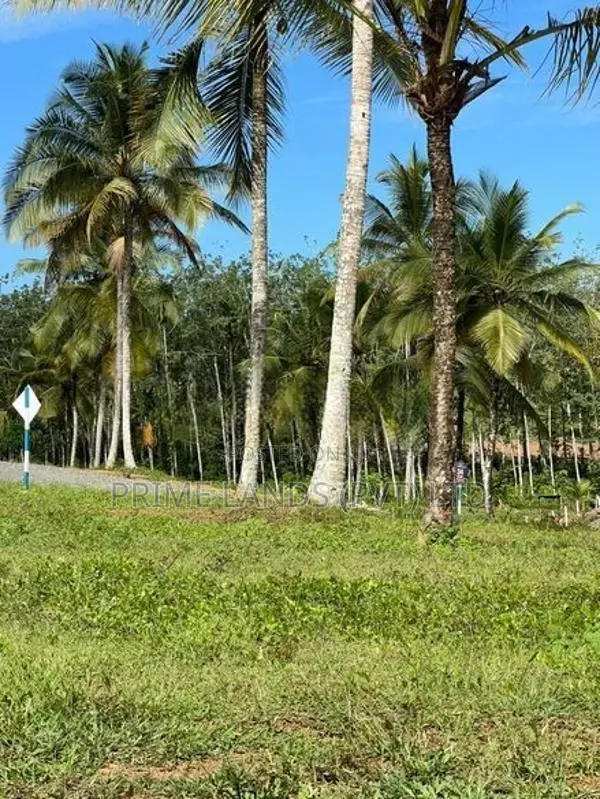 Land for Sale Aluthgama