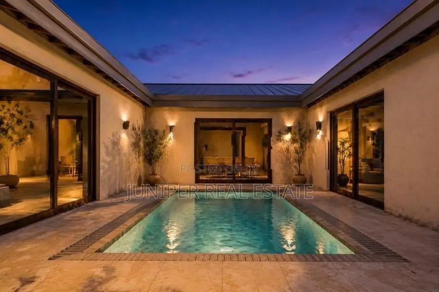 Luxury Villa For Sale In Mawella Tangalla