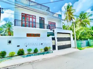 A Luxury Three Storey Quality House For Sale In Piliyandala Kesbewa