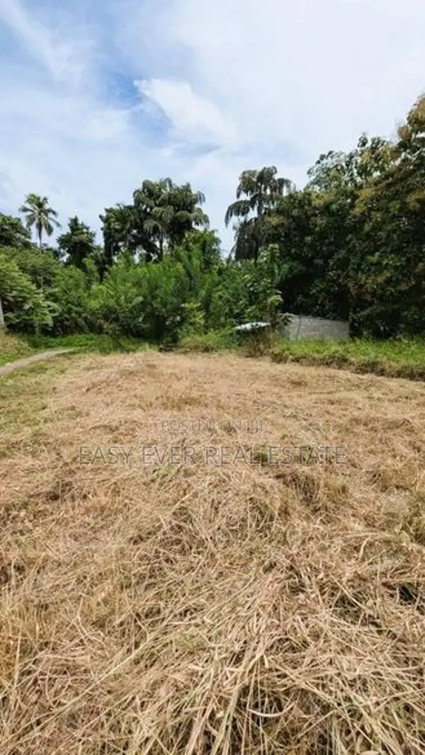 මීරිගම – හිරිවලින් වටිනා වෙන්දේසි ඉඩමක් විකිණීමට