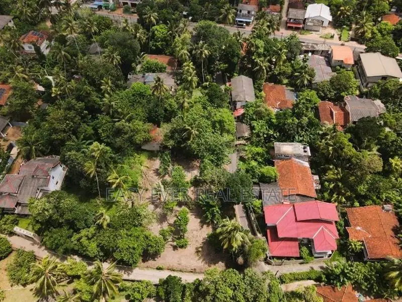 Lan For Sale In Gampaha