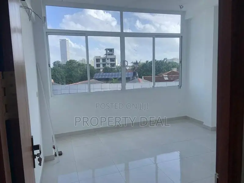 🏡 Spacious 4 Bedroom House for Rent Colombo 05 - PDH286