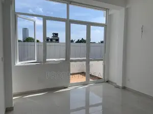 🏡 Spacious 4 Bedroom House for Rent Colombo 05 - PDH286