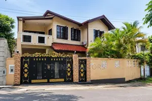 Pannipitiya 04BR House For Sale (NK11840)