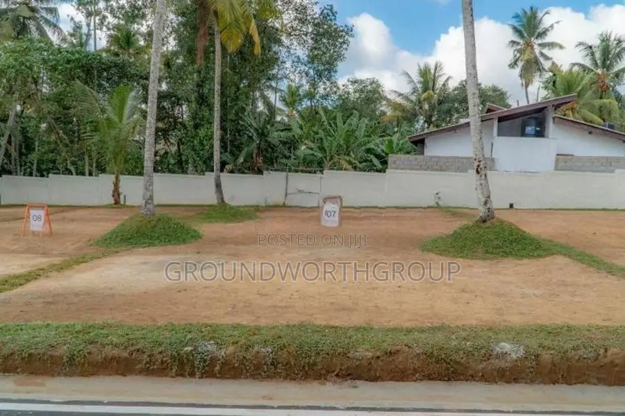 Valuable Land for Sale in Thalawathugoda S9