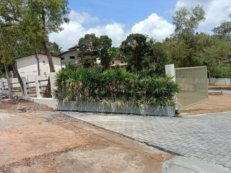 Land for Sale in Malabe S9