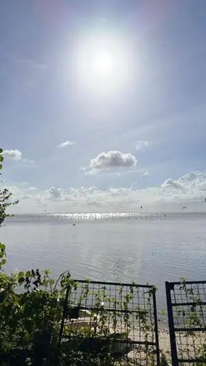 Lagoon-Front Commercial Land for Sale – Thalawila