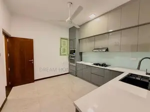 Brand New Luxury Home for Sale in Battaramulla – 10 Perches