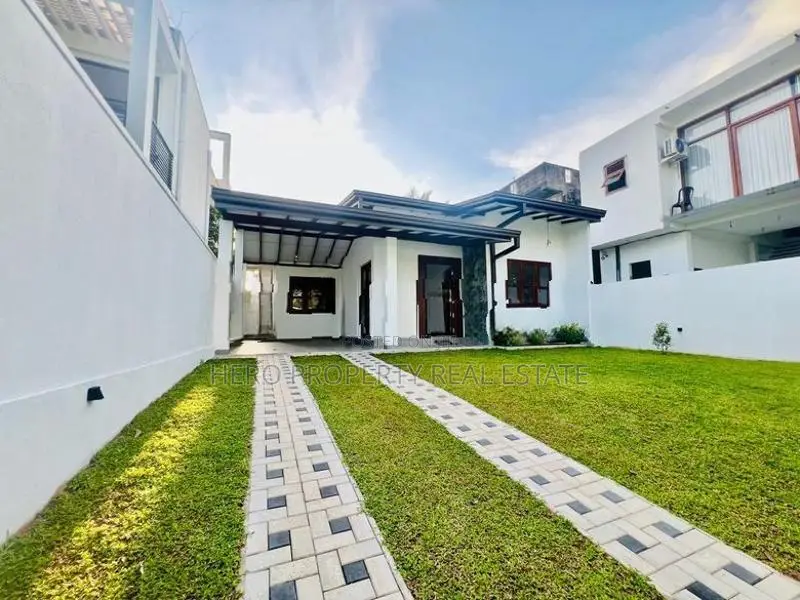 SINGLE STORY BRAND NEW HOUSE FOR SALE IN ATHURUGIRIYA