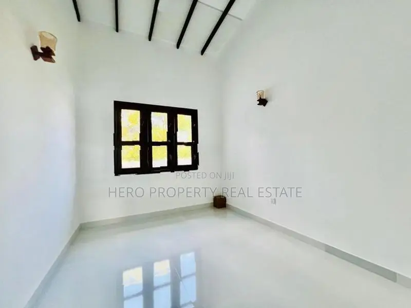 SINGLE STORY BRAND NEW HOUSE FOR SALE IN ATHURUGIRIYA