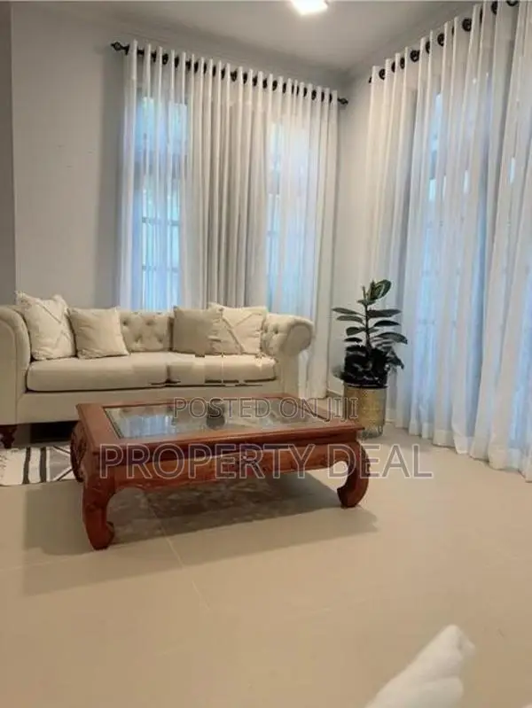 3 BR House for Rent in Nugegoda – PDH358