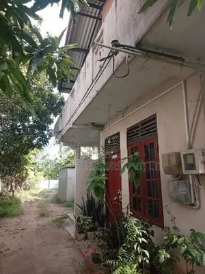 5-Bedroom House for Sale Piliyandala