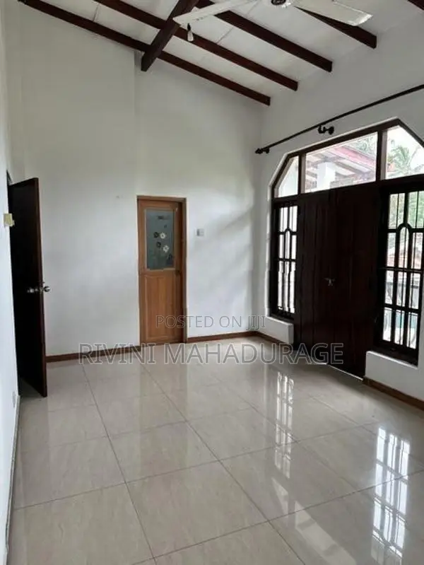 Two-Storey House for Rent in Maharagama