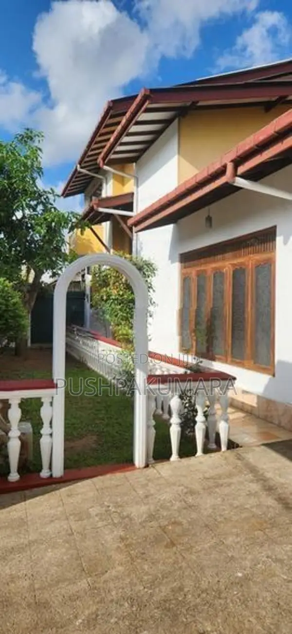 House for Rent in Battaramulla ( FILE NO 5621B)