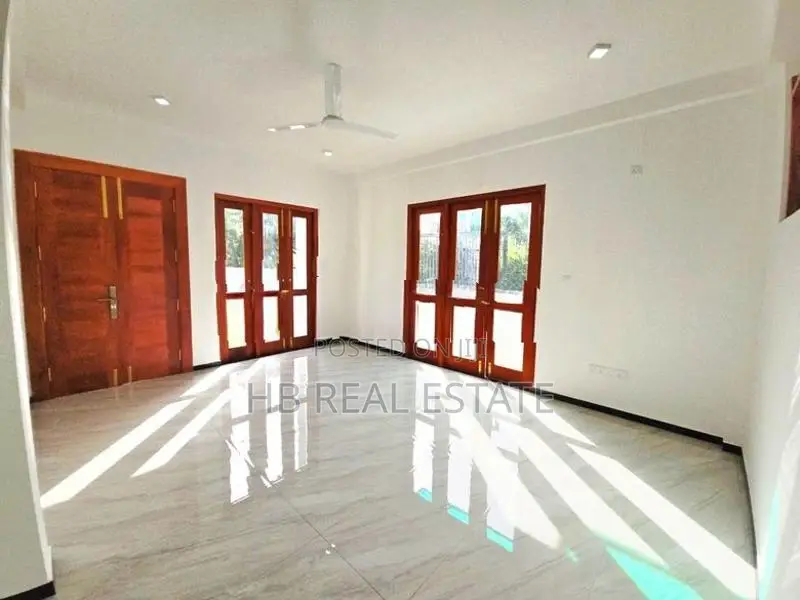 Newly Build Luxury Three Story House For Sale Bokundara