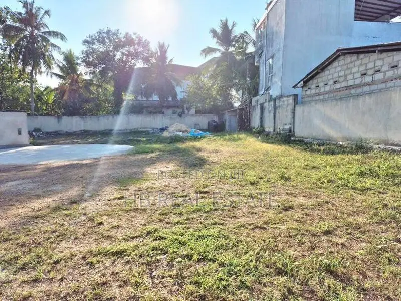 9 Perch Residential Bare Land for Sale Werahera