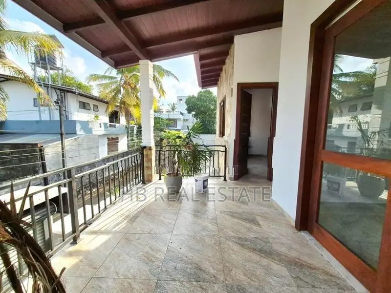 Newly Build Luxury Two Story House For Sale Hokandara