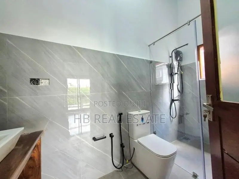 Newly Build Luxury Two Story House For Sale Hokandara