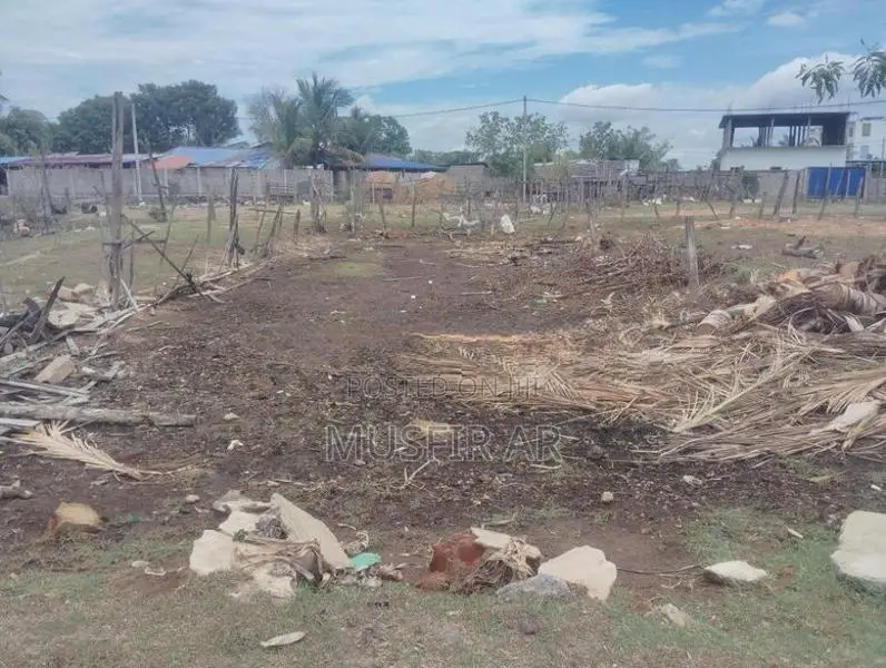Land for Sale in Akkaraipattu