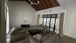 Two Stories House for Rent Rosemed Place Colombo 7 SR3051