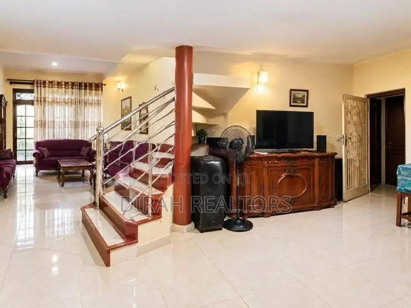 7BR House for Sale | Nugegoda (DS-020)