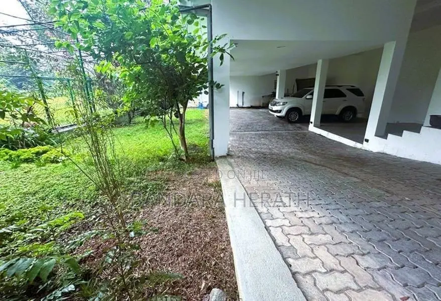 Spacious Home For Long Rent In Talawatugoda- Hokandara