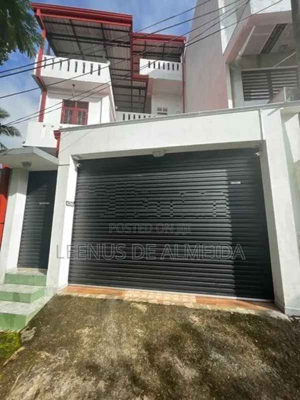 Rooms for Female Students Malabe