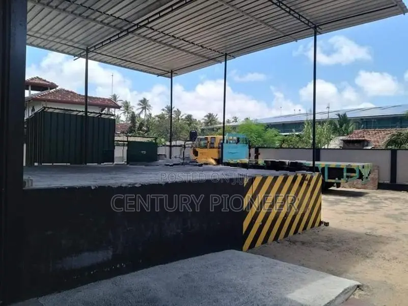Warehouse for Sale in Bopitiya