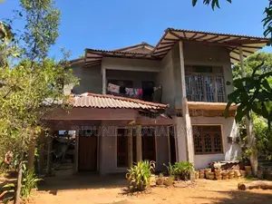 Land with House for Sale Higurakgoda