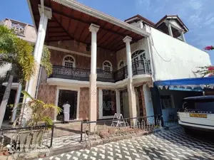 Rathmalana Luxury House for Rent