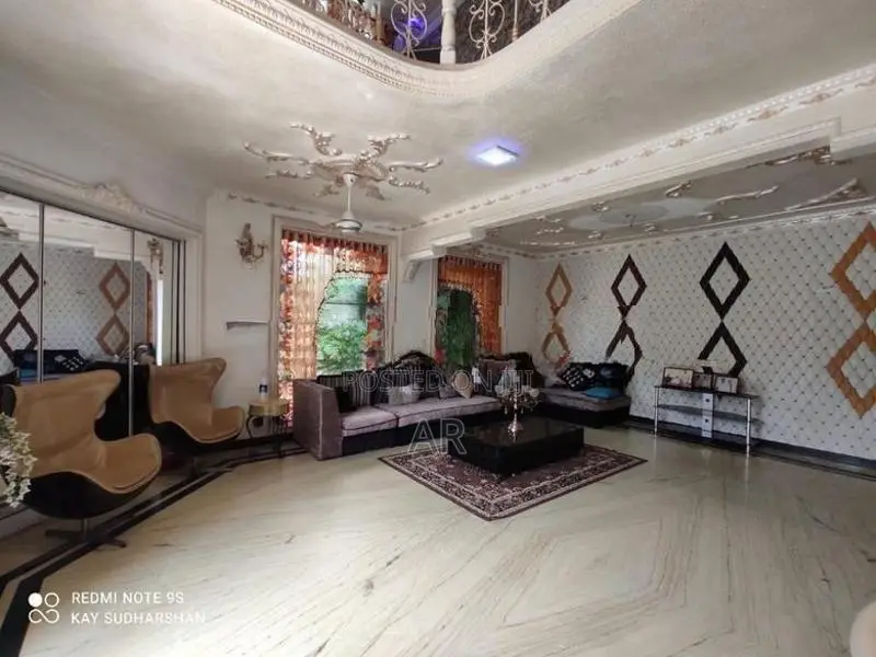 Rathmalana Luxury House for Rent