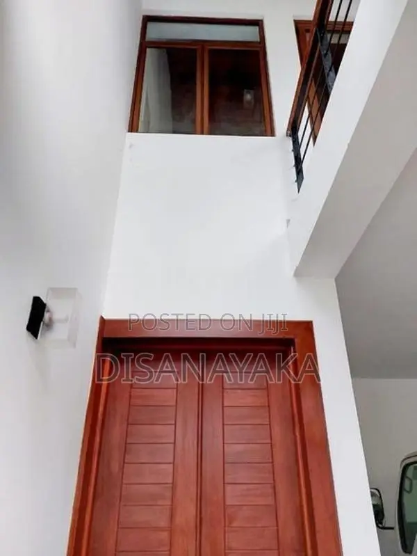 super luxury house for sale in thalahena Ds49393
