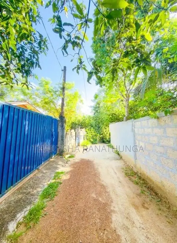 House for Sale - Karandeniya