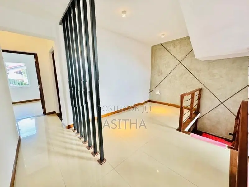 Brand New Beautiful House for Sale Piliyandala