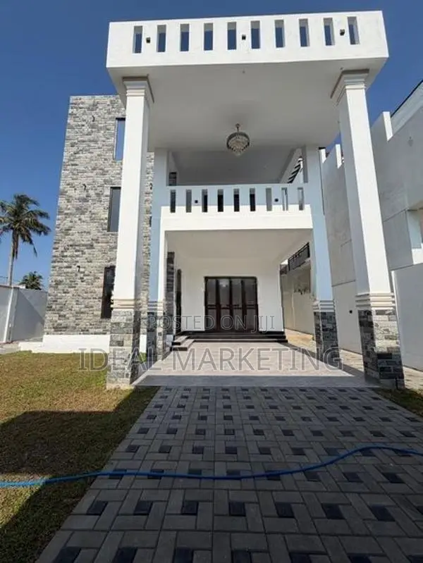 4 Bedroom Brand New House for Sale - Negombo (EM1149)