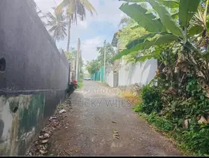 Land For Sale In Bandarawatte, Kadawatha