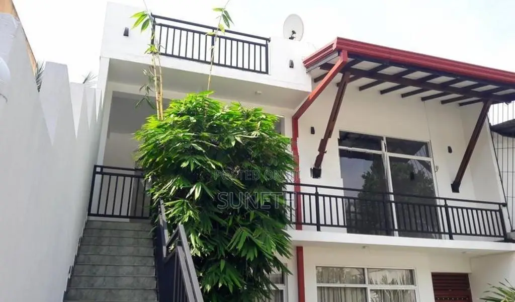 Modern Upper House for Rent Nugegoda
